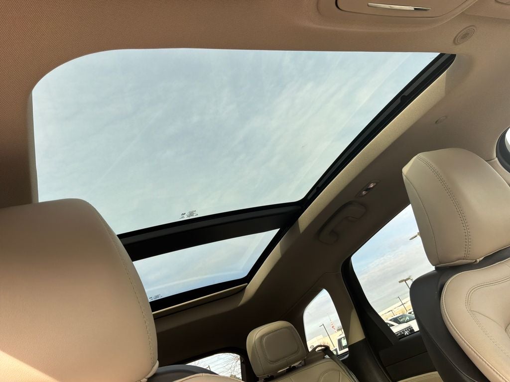 2025 Lincoln Corsair Premiere