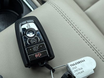 2025 Lincoln Corsair Premiere