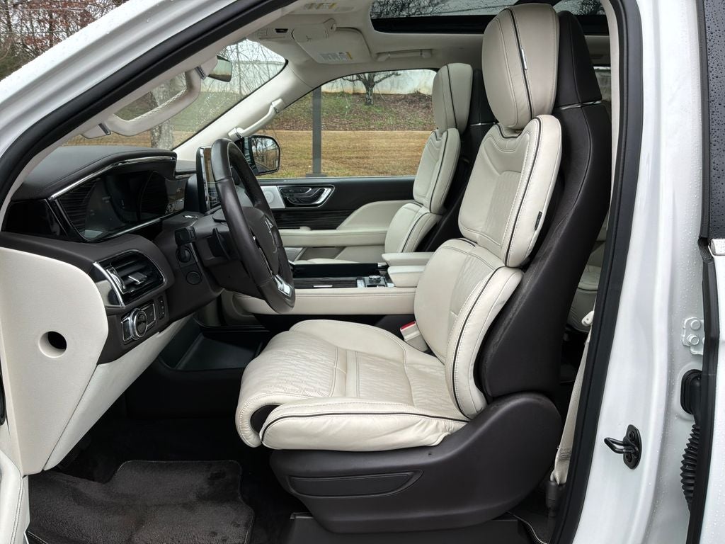 2021 Lincoln Navigator Black Label