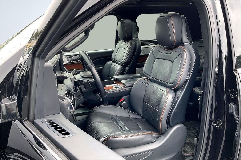 2023 Lincoln Navigator L Black Label