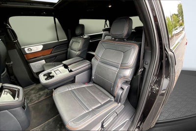 2023 Lincoln Navigator L Black Label