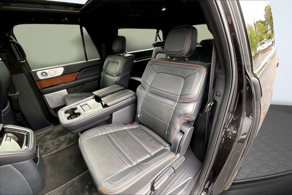 2023 Lincoln Navigator L Black Label