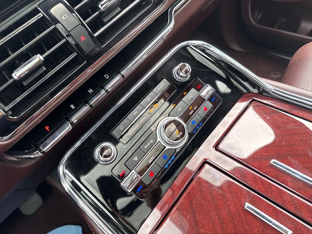 2021 Lincoln Navigator L Black Label