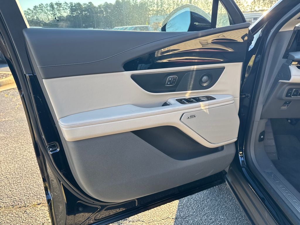 2025 Lincoln Nautilus Reserve