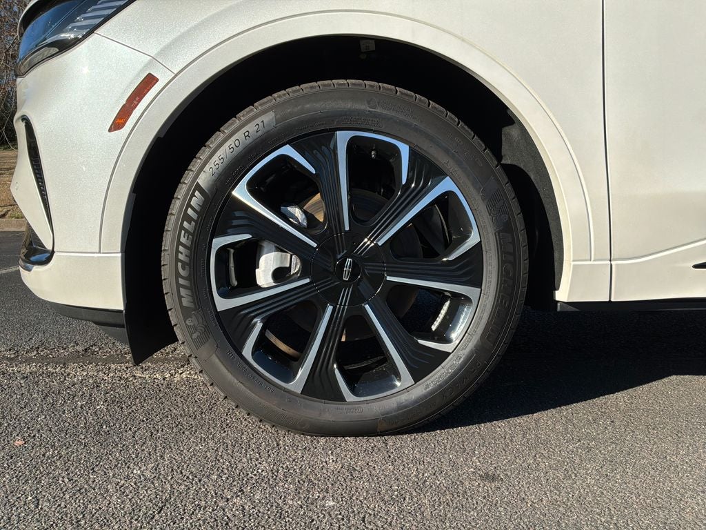 2025 Lincoln Nautilus Reserve