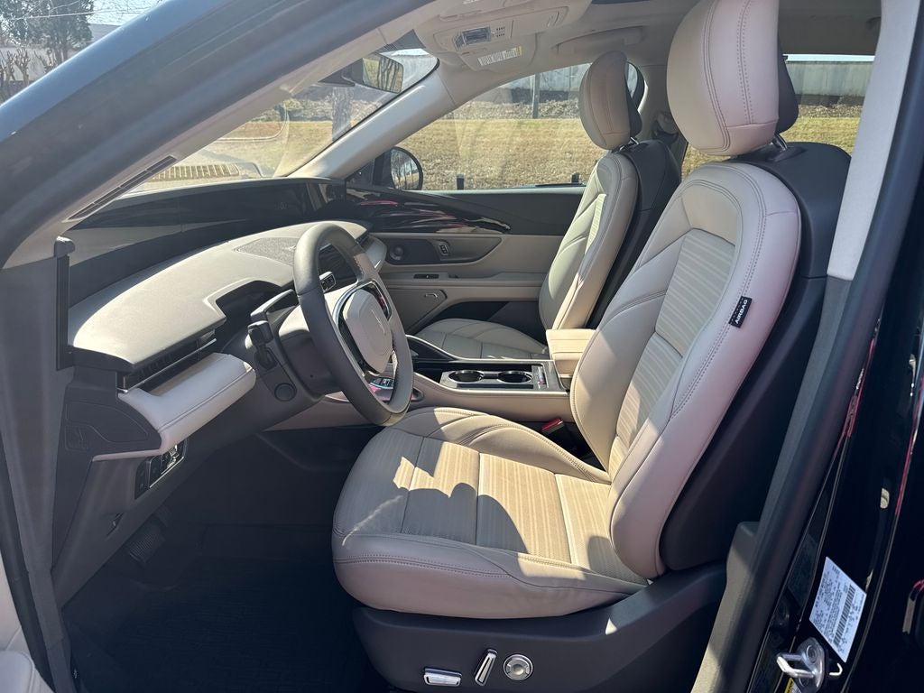 2025 Lincoln Nautilus Reserve