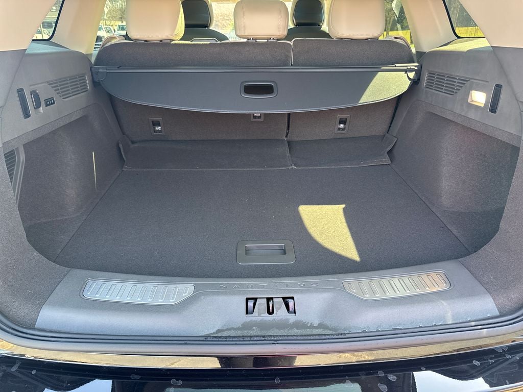 2025 Lincoln Nautilus Reserve