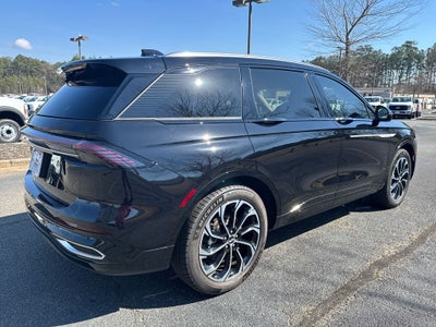 2025 Lincoln Nautilus Reserve