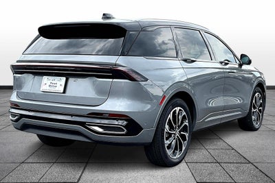 2024 Lincoln Nautilus Reserve