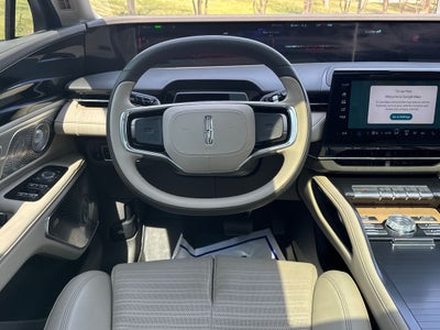 2025 Lincoln Nautilus Reserve