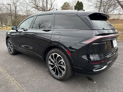 2025 Lincoln Nautilus Reserve