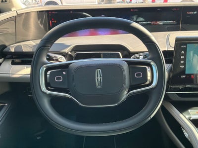 2025 Lincoln Nautilus Reserve