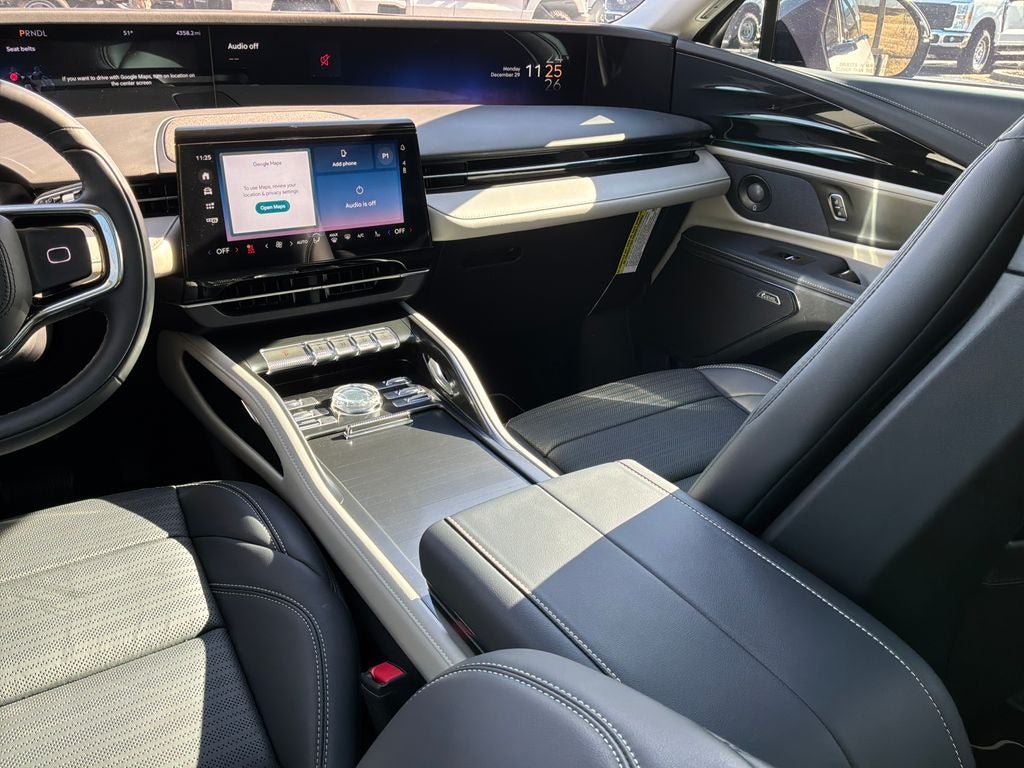 2025 Lincoln Nautilus Reserve