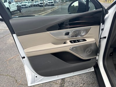 2025 Lincoln Nautilus Reserve