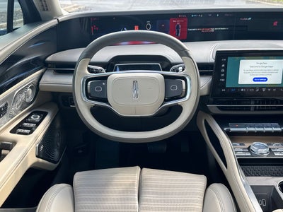 2025 Lincoln Nautilus Reserve