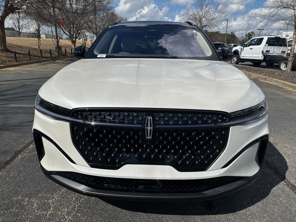 2025 Lincoln Nautilus Reserve