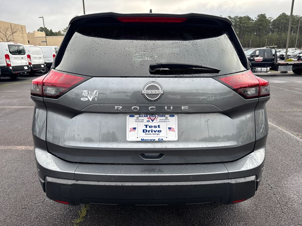 2025 Nissan Rogue SV