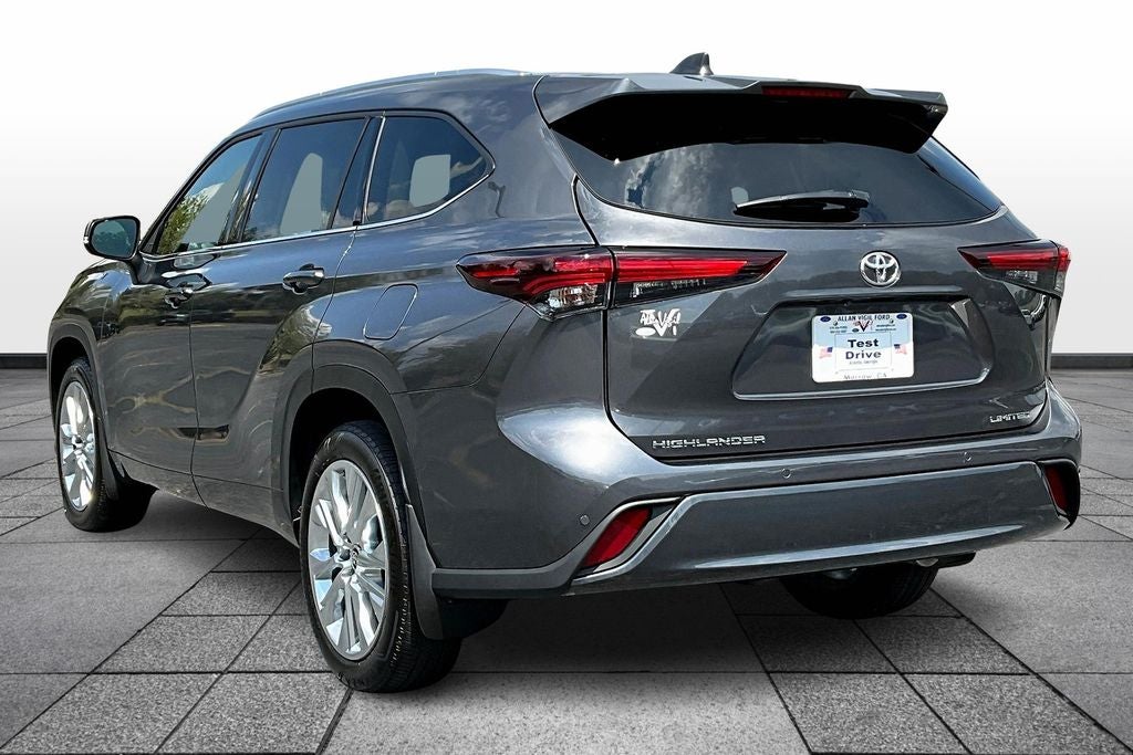 2024 Toyota Highlander Limited