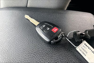 2017 Toyota Tacoma SR5