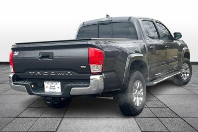 2017 Toyota Tacoma SR5