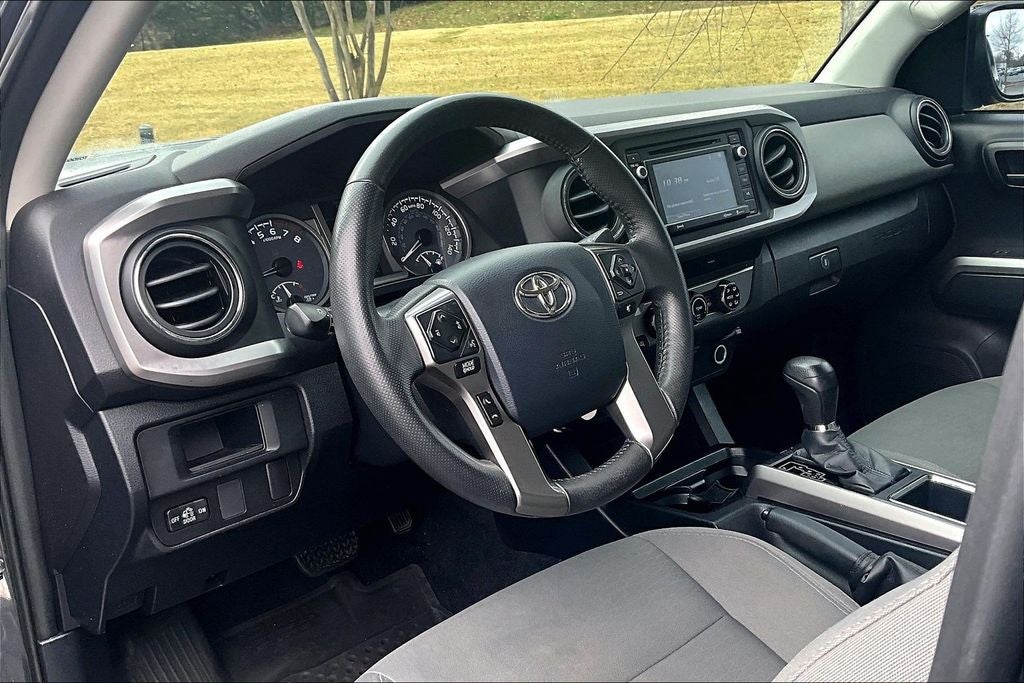 2017 Toyota Tacoma SR5