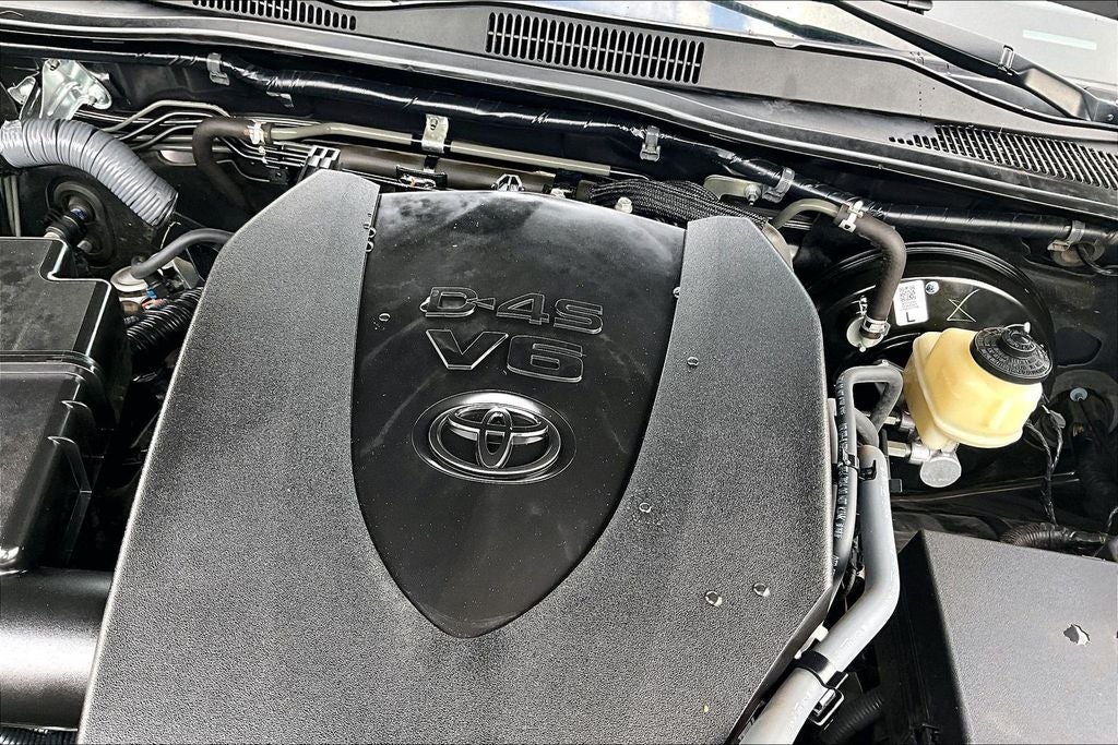 2017 Toyota Tacoma SR5