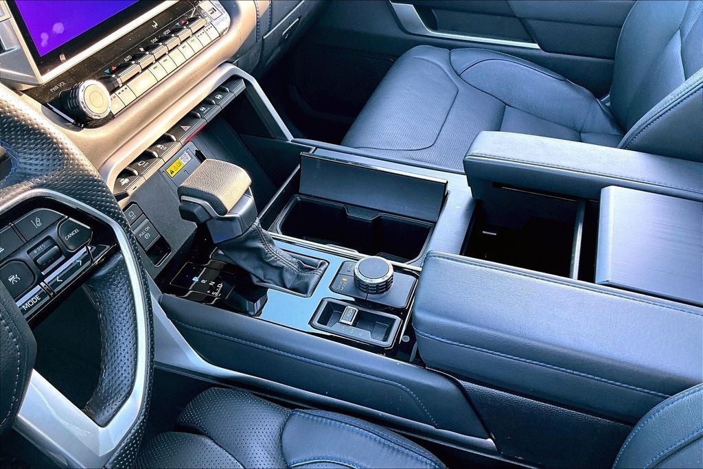 2022 Toyota Tundra Hybrid Platinum