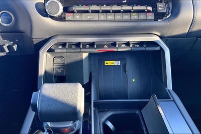 2022 Toyota Tundra Hybrid Platinum