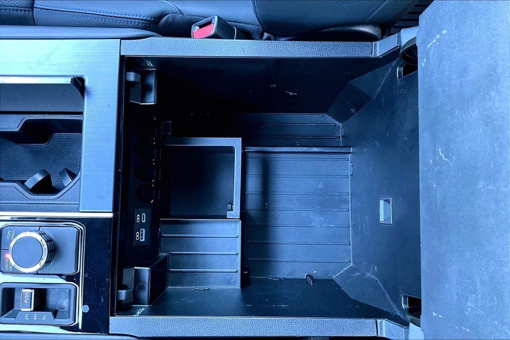 2022 Toyota Tundra Hybrid Platinum