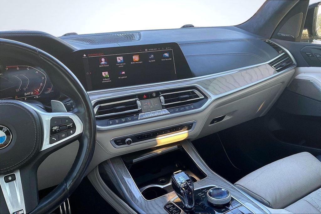 2021 BMW X7 M50i