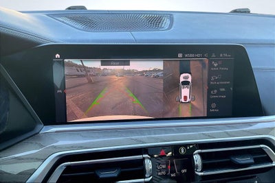 2021 BMW X7 M50i