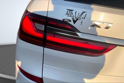 2021 BMW X7 M50i