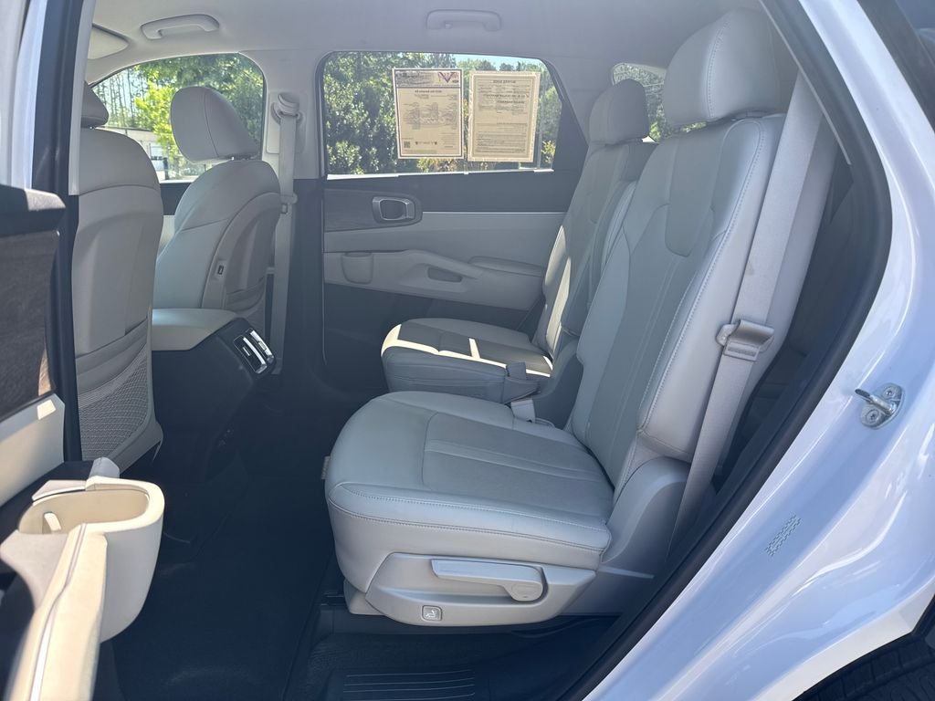 2023 Kia Sorento EX