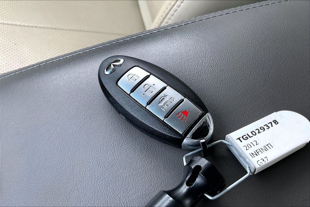 2012 INFINITI G37 Journey