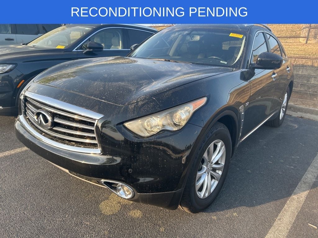 2016 INFINITI QX70 Base