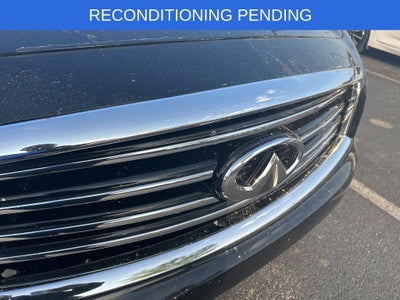 2016 INFINITI QX70 Base