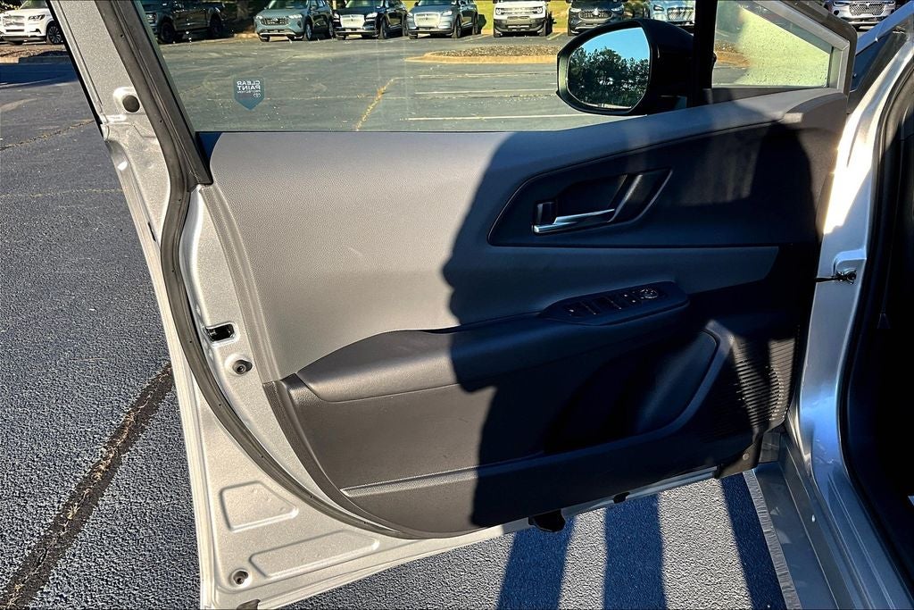 2023 Toyota Prius XLE