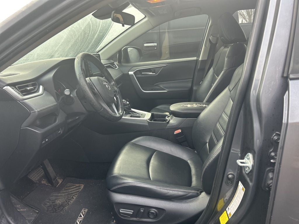 2019 Toyota RAV4 XLE Premium