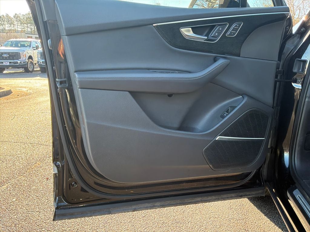 2024 Audi Q7 55 Premium Plus quattro