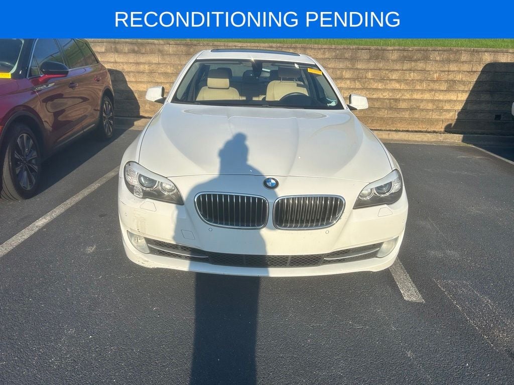 2013 BMW 5 Series 528i