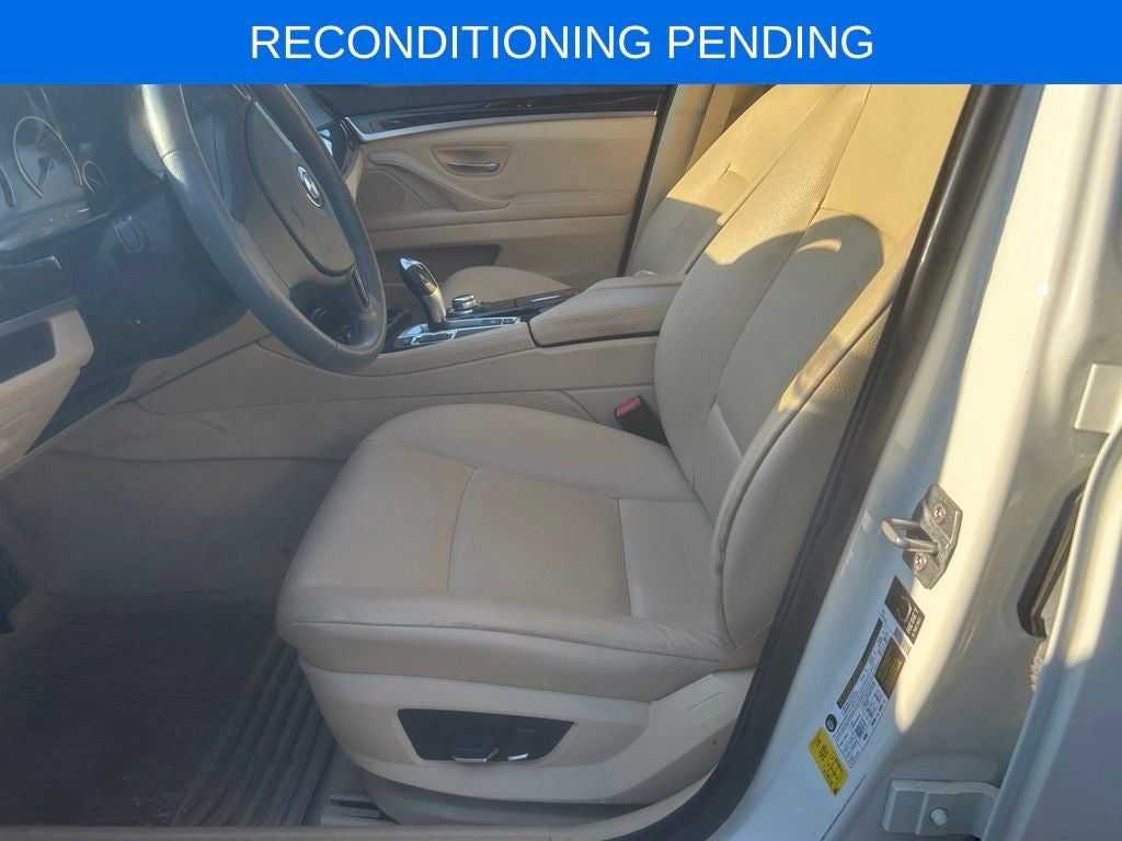 2013 BMW 5 Series 528i