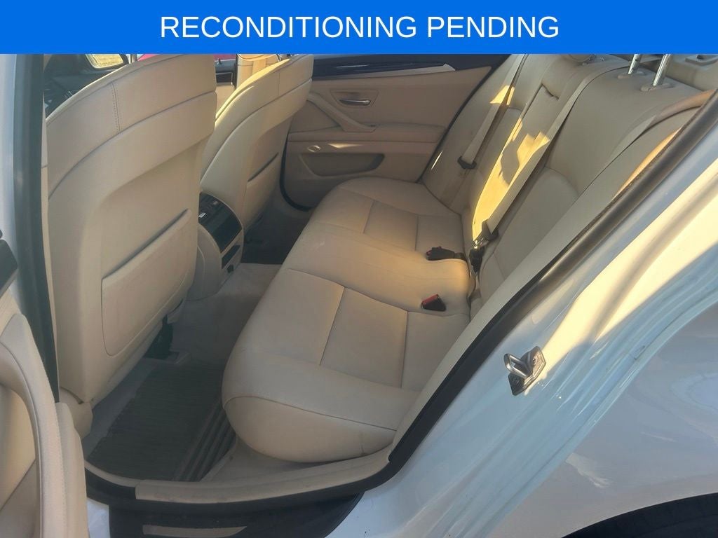 2013 BMW 5 Series 528i
