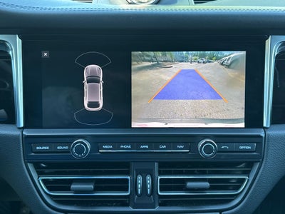 2021 Porsche Macan Base