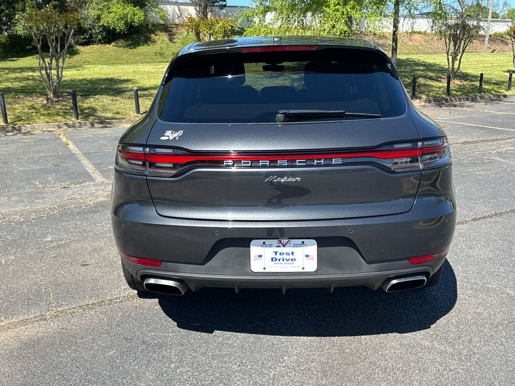 2021 Porsche Macan Base