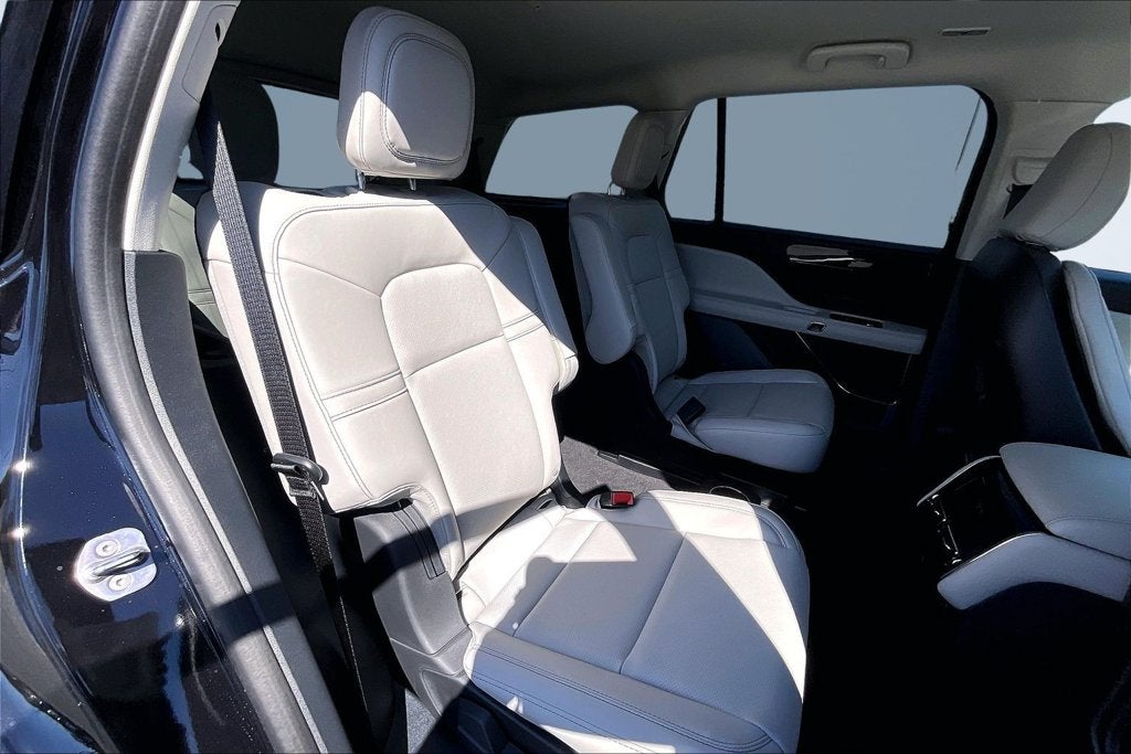 2027 Lincoln Aviator Premiere Premium