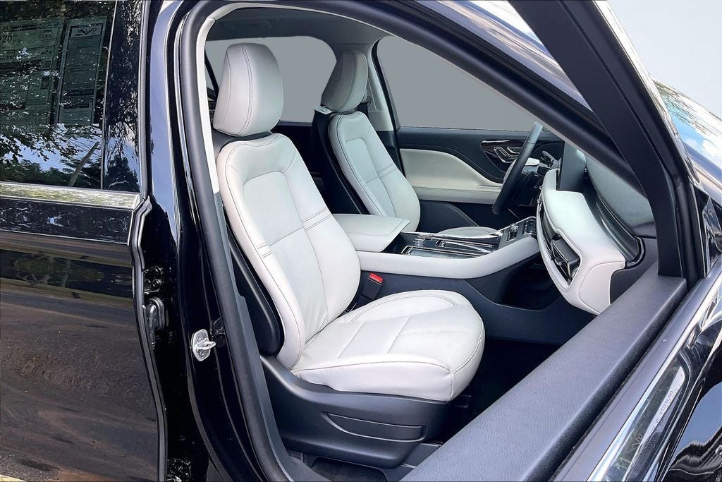 2027 Lincoln Aviator Premiere