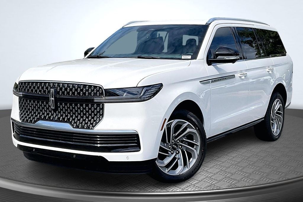 2027 Lincoln Navigator Reserve