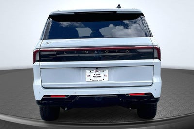 2026 Lincoln Navigator Reserve