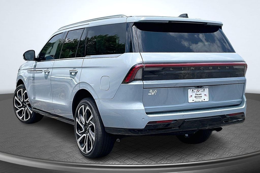 2026 Lincoln Navigator Reserve