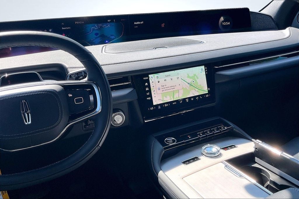 2027 Lincoln Navigator Reserve